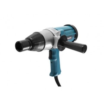 Гайковерт электрический MAKITA 6906 в чем. Гайковерт электрический MAKITA 6906 в чем.