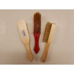 Щетка обувная дер. 212х38мм (натур. щетина)